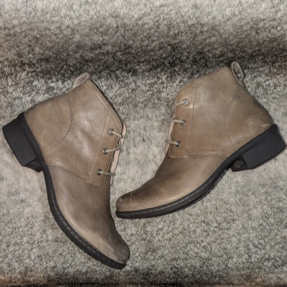 Bogs Kristina Chukka Boot Leather Waterproof Taupe Women's 9.5 - Picture 6 of 13